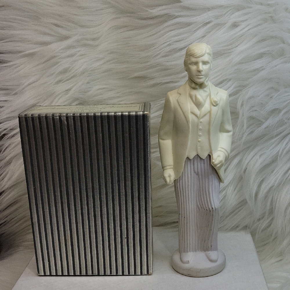 3/$25 Vintage Avon Proud Groom Decanter